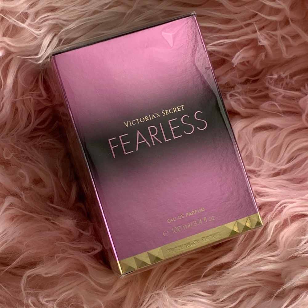 Victoria secret parfum. Fearless. New, seal, full bottle.